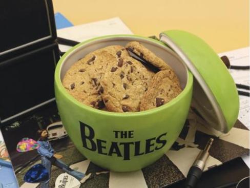 THE BEATLES - Cookie Jar - Apple